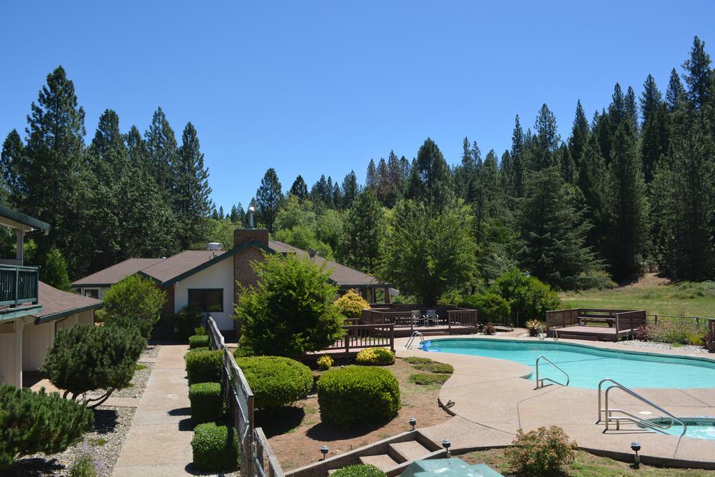 Pioneer Inn & Suites Volcano Buitenkant foto
