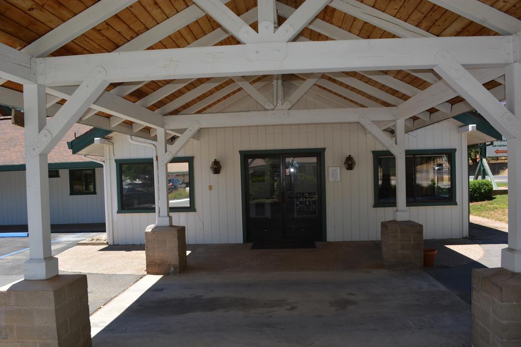 Pioneer Inn & Suites Volcano Buitenkant foto