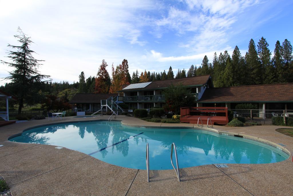 Pioneer Inn & Suites Volcano Buitenkant foto