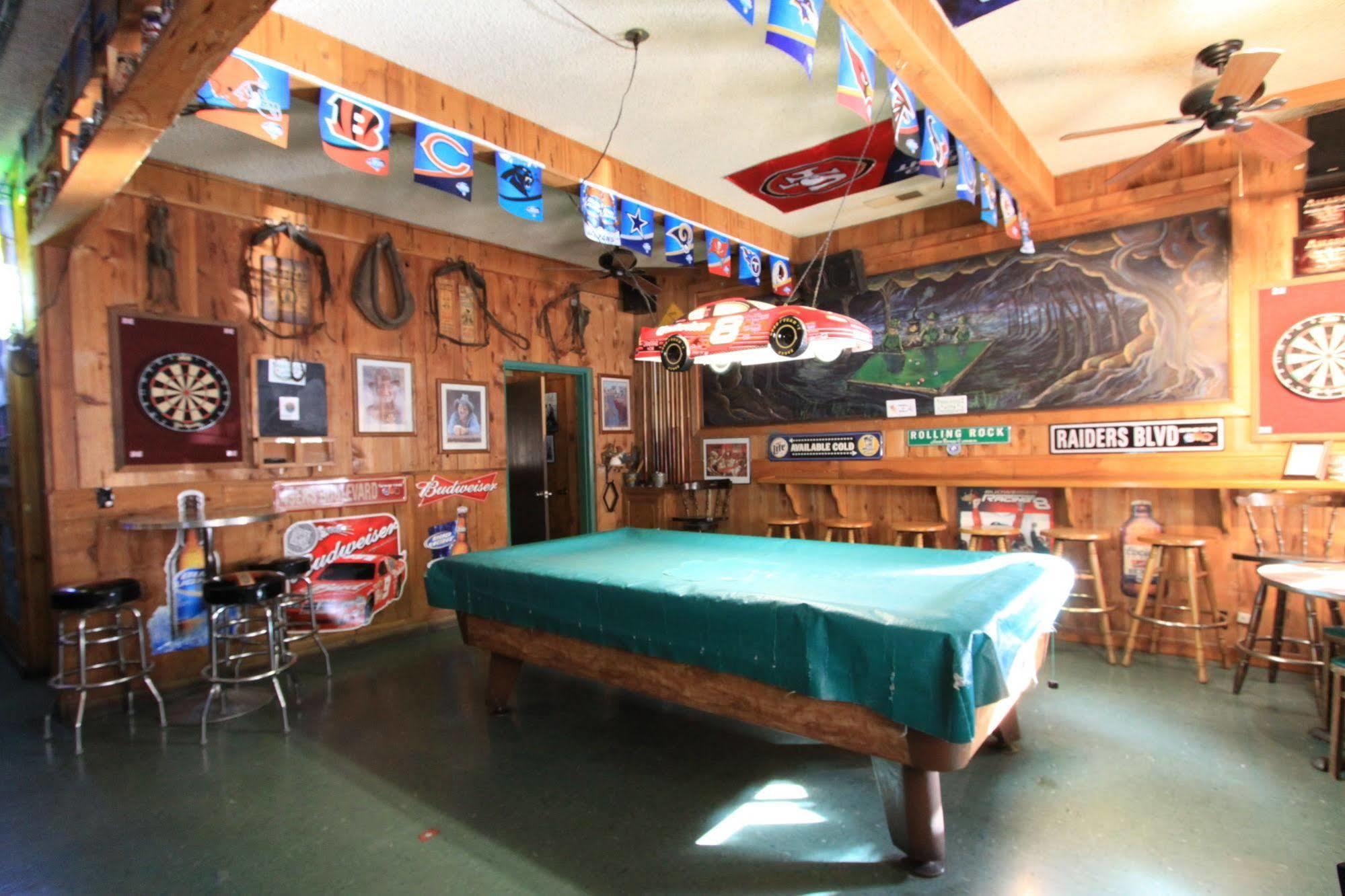 Pioneer Inn & Suites Volcano Buitenkant foto